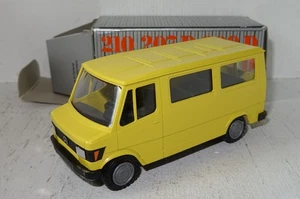 Conrad 3063/3064 Mercedes-Benz 207D/307D 208/308 BUS 1:50 OVP (2_2_14) - Picture 1 of 4