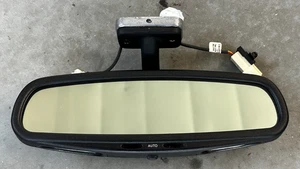 Genuine Volvo Rear View Mirror Auto Dimming 8614006 for 98-04 C70 Convertible - Picture 1 of 4