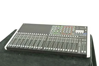 Soundcraft Si Performer 3 数字音频混音器带 DMX 控制 CG01LGM — 第 1/4 张图片