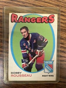 1971-72 OPC Bobby Rousseau #218 cartes hockey Rangers O-Pee-Chee