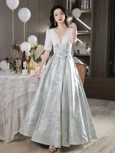 Abito da sera bianco francese leggero lusso donna banchetto festa scollo a V vestito sexy - Foto 1 di 22