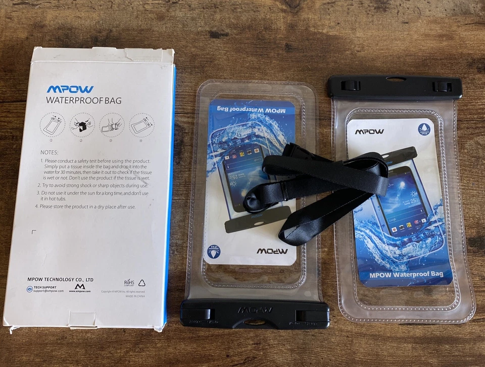 Paquete de 2 fundas universales impermeables para teléfono bolsa seca Mpow para iPhone Samsung Foto 1 de 4