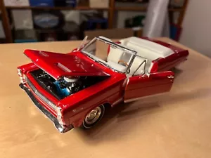 Mercury ciclone gt 1966 Road Signature 1:18 coche escala diecast - Imagen 1 de 5