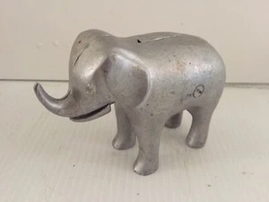 Vintage Aluminiumguss Elefant figuraler Nussknacker 6 1/2" lang 4 1/4" hoch - Bild 1 von 4