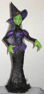 "Gwendolyn, The Glamour Witch" Cloth Doll Pattern By Arley Berryhill - Picture 1 of 4