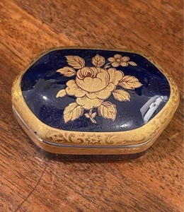 Artisanal Limoges Made In France Cobalt Blue And Gold Miniature Trinket Box - Picture 1 of 3