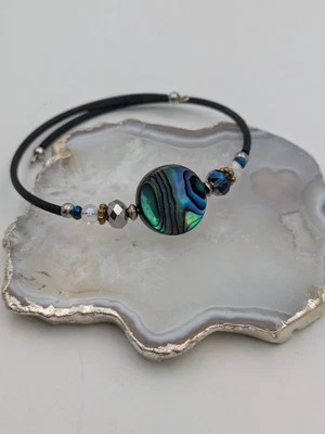 Abalone Shell Oil Slick Austrian Crystal Wire OSFA Bracelet - Image 1 of 4
