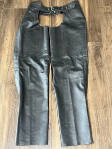 Barney’s Leather Chaps Motorcycle Riding Pants Gear Sturgis Size S Women’s EUC - Foto 1 di 8