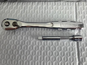 Dewalt 72 Tooth 1/4 Drive Ratchet + 3 " Extension - Picture 1 of 6