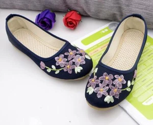 Retro Women Embroidered Shoes Flats Hanfu Chinese Cloth Casual Shoes Slippers US - Picture 1 of 14
