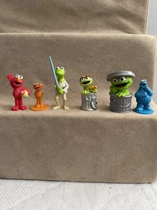 2008 Star Wars Muppets Kermit The Frog As End Sesame Street 5 Figures Disney - Picture 1 of 19