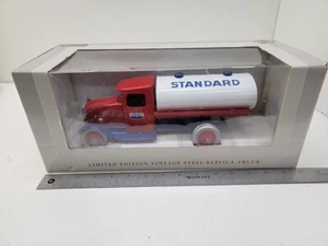 Speccast Standard Oil Tanker Truck Vintage Steel Replica Series Metal 12" Large - Picture 1 of 10