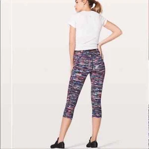 Lululemon Speed Up Crop Leggings 21” Hinshu Alpine White Multi SZ 8 Luxtreme Run - Picture 1 of 11