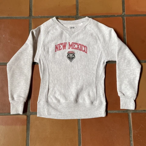 Pro Edge Campus Classics Womens Gray Sz M Raglan Sweatshirt New Mexico Lobos UNM Cover
