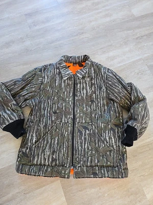 Vintage Walls Realtree Snow Camo Reversible Puffer Jacket Size Large Chest 42-44 - Image 1 of 4