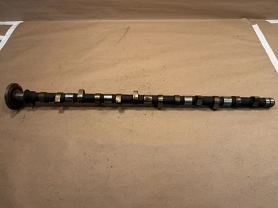Original Jaguar 5.3 V12 LH Camshaft - Image 1 of 4