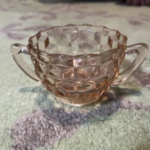 Peach Cubist depression glass sugar bowl used - Picture 1 of 4