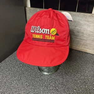 De colección Wilson Tenis Deportivo Nailon Gorra de Béisbol Logo Unisex Adulto Rojo OS Corea - Imagen 1 de 6