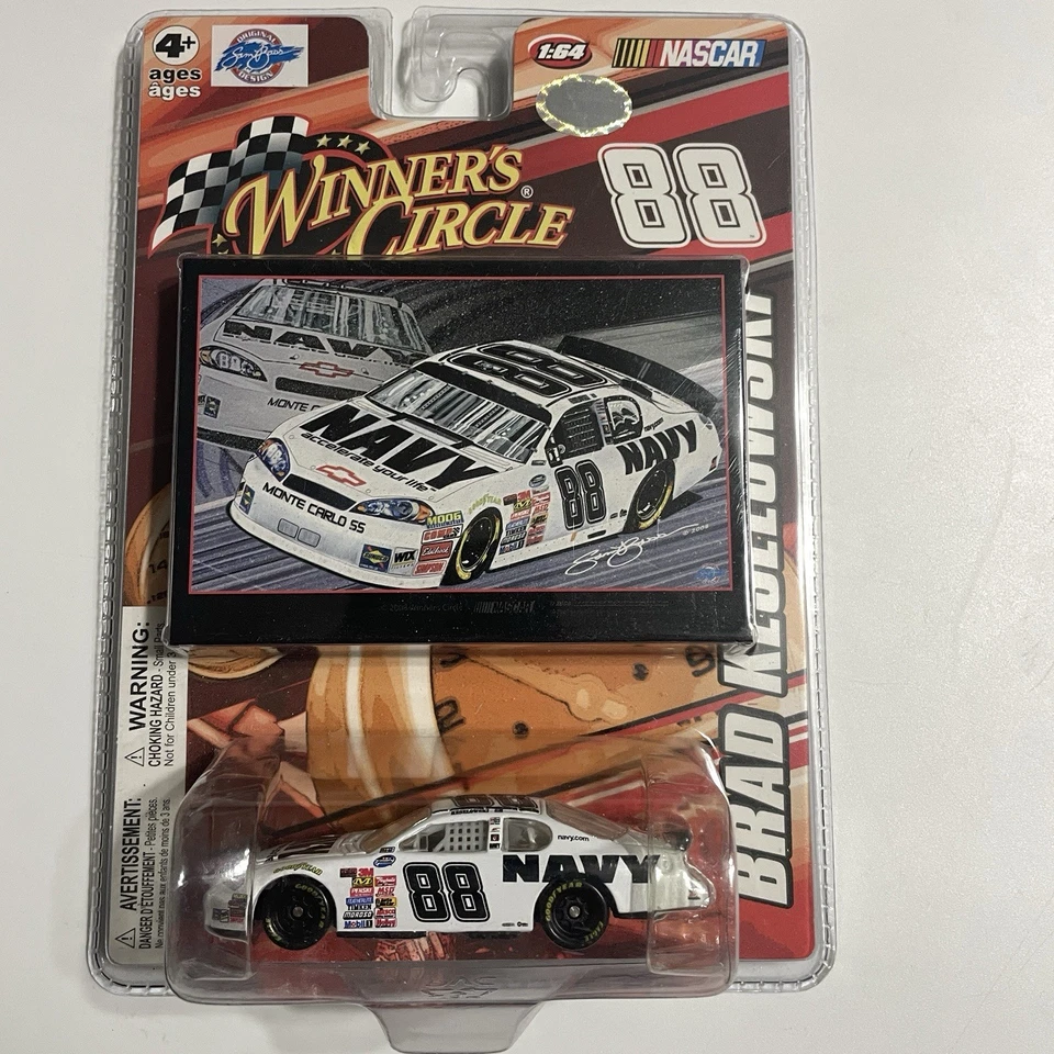 Nascar fundido a presión Brad Keselowski Navy #88 Winners Circle 1:64 nuevo en paquete Foto 1 de 4