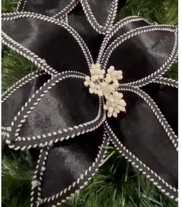 Schwarz Samt Weihnachtsstern & genähter Rand Pick Kranz Befestigung Weihnachten Stiel - Bild 1 von 3