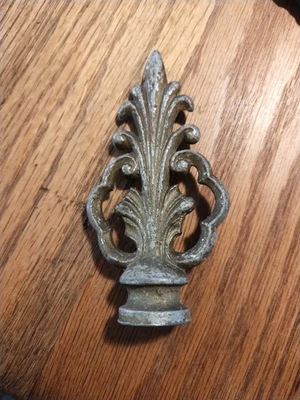 Lámpara antigua Art Deco victoriana elegante de colección acabado de luz metal fundido ornamentado  Foto 1 de 3