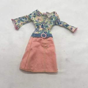 2003 Mattel Barbie Hip Teresa Muñeca Vestido Solo Floral Top Coral Falda 1 Pieza - Imagen 1 de 3