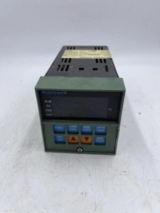 Honeywell DC3002-0-100-2-E-0111 - Picture 1 of 3