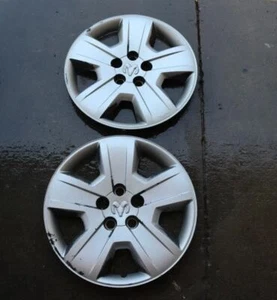 2007-2009 DODGE CALIBER 17" HUB CAPS SET OF 2 OEM R#2599 - Picture 1 of 6