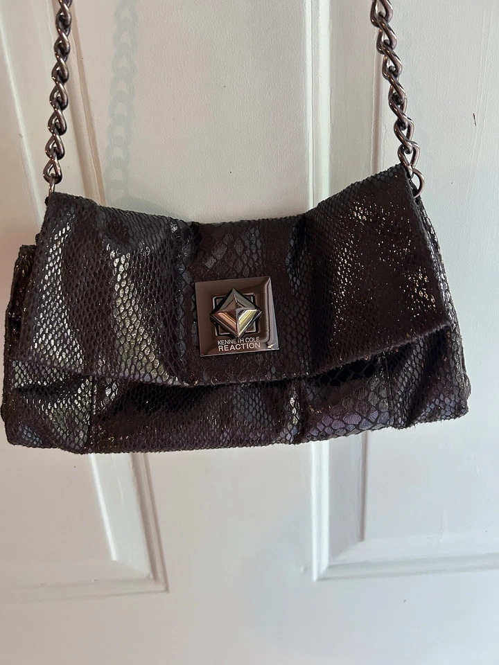 Kenneth Cole черный змеиной кожи выбитый застежки наплечная сумка сумочка - Изображение 1 из 4