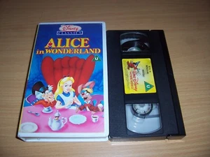 ALICE IN WONDERLAND VHS DISNEY CLASSICS - Picture 1 of 3