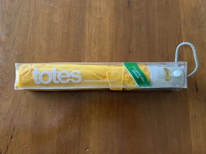 Small Yellow Totes Manual Umbrella - Picture 1 of 4