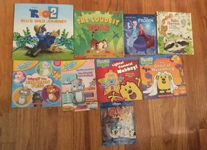 Lot of 9 Mixed Books Frozen Wubbzy Dalmatians Zhu Zhu Pets Rio 2 Rufus Raccoon - Bild 1 von 6