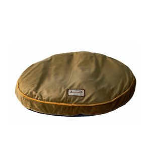 Armarkat Pet Bed Pad, Poly Fill Dog Cushion Bed M04 Mocha