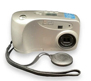 HP PhotoSmart 612 Digital Camera Silver Tested Auto Focus 2.31 MP 2x Zoom - Picture 1 of 12