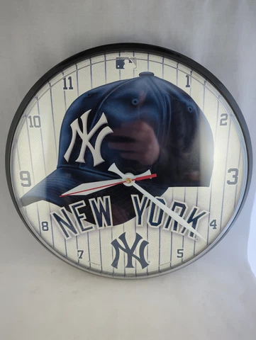 WinCraft / MLBP 2011 New York Yankees Hat 12" Diameter Clock Quartz Cover