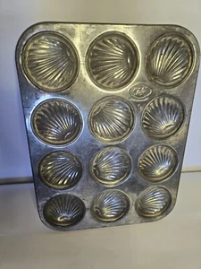 Vintage Tala Aluminum Shell/Madeleine Baking Pan Mold - Picture 1 of 5