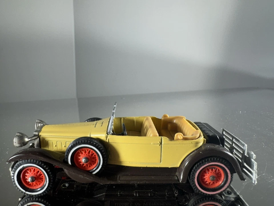 МОДЕЛИ ПРОШЛЫХ ЛЕТ MATCHBOX NO Y-15 1930 PACKARD VICTORIA - Изображение 1 из 4