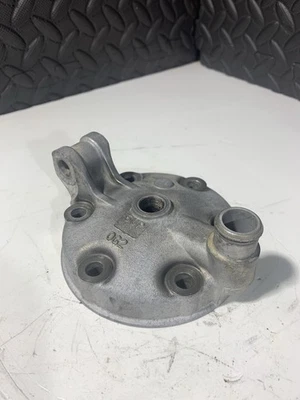 YZ250 2005 culata OEM motor extremo superior tapa domo Yamaha YZ 250 2003-2010 Foto 1 de 4