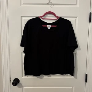Lularoe Boxy t Retail $35 (crop Length) - XL - Item#313 - Picture 1 of 6