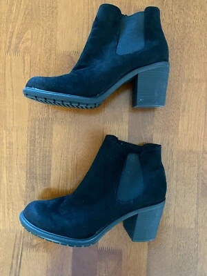 Merona Black Suede Ankle Boot Block Heel Shoe Pull On Women’s Size 10 - Image 1 of 4
