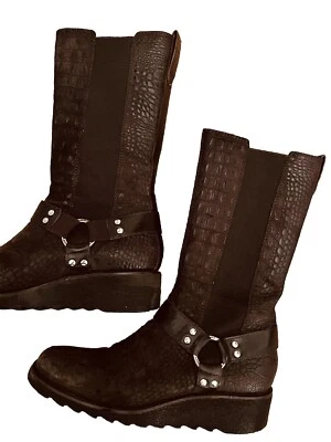 Botas de moto DONALD PLINER para mujer resistentes marrón con textura de cocodrilo - talla 8 1/2 Foto 1 de 4