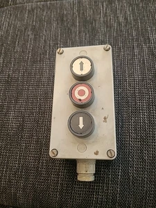 Druckknopf Schalter GEBA  - Bild 1 von 8
