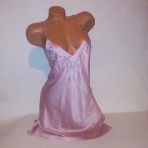 Lencería Victoria Secret Chemise Slip Mediana Rosa Bling Lazos Estrás Correas S - Imagen 1 de 9