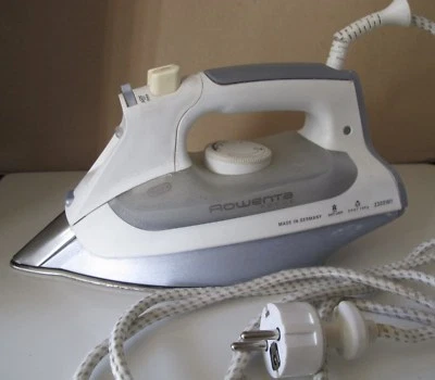 Fer à repasser Rowenta Focus de 2300W - Photo 1/4