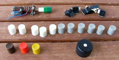 Braun Audio 400 Knöpfe-Konvolut und Netzschalter - Bild 1 von 2