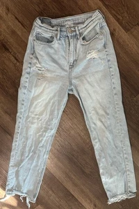 American Eagle Jeans Women Size 2 Distressed Baggy Straight High Rise - Picture 1 of 6