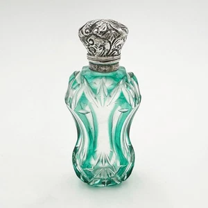 VICTORIAN SCENT BOTTLE WHITE METAL & TURQUOISE GLASS c1890 - Picture 1 of 6