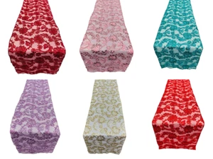 Corredor de mesa de diseño de lentejuelas florales de 12" de ancho - lentejuelas brillantes (elige un color) - Imagen 1 de 15