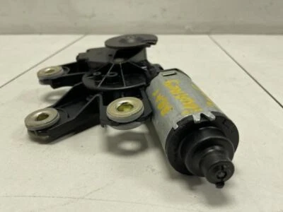 VOLKSWAGEN TOUAREG 2004 2005 REAR WIPER MOTOR FACTORY - Image 1 of 4