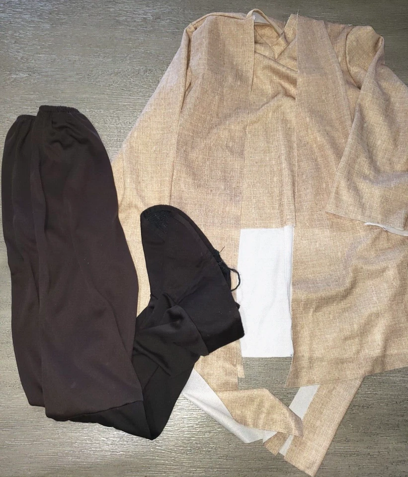 DISFRAZ HALLOWEEN JEDI STAR WARS 2 piezas niños talla mediana marrones PRETENDER JUGAR Foto 1 de 1